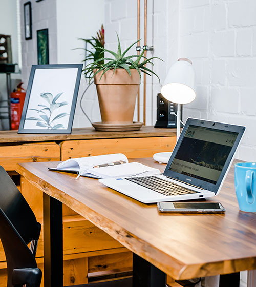 Schreibtisch zum Mieten im Coworking Space Kreuzau.